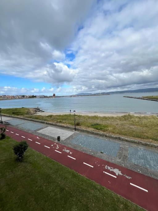 Piso Primera Linea De Playa Y Vistas Al Mar En